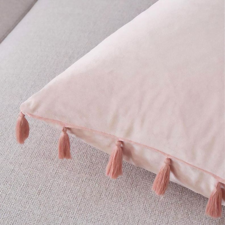 Funda Terciopelo Con Borla Rosa Decorativa 45x45-2