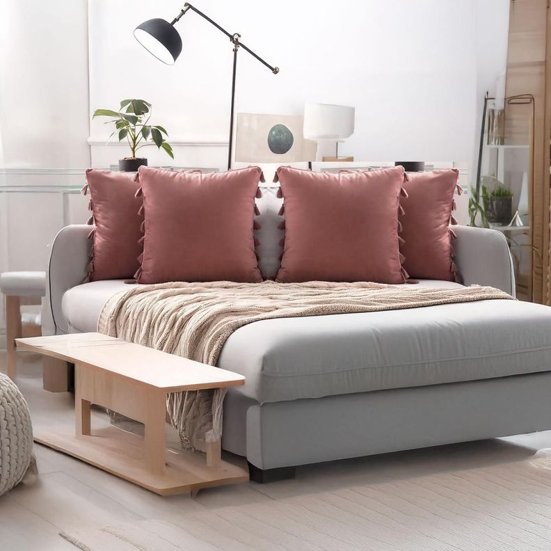 Funda Para Cojín 45x45 Decorativas Con Borla Frambuesa-1