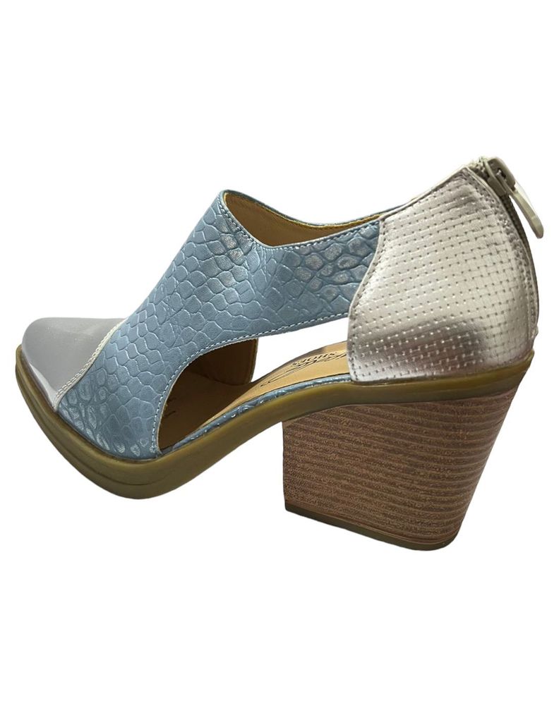 Botin low opening Celeste-3