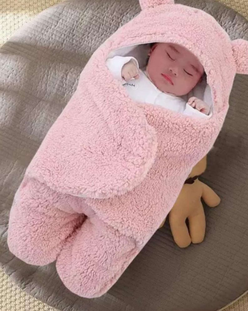 SACO DE BEBÉ OSITO TALLA 9 Meses ROSADO