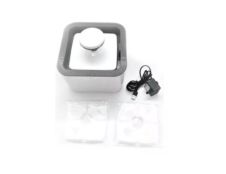 Fuente De Agua Bebedero Para Gatos Y Perros De 2.5 Litros-5