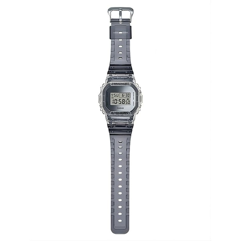 Reloj Casio DW5600SK-1DR Hombre Digital-1