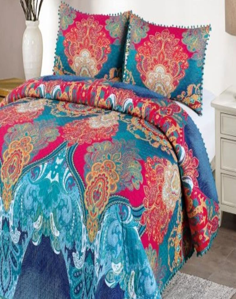 Cubrecama Ligero De Verano Con Pompones - Elegantes KING / Super King TD14-1