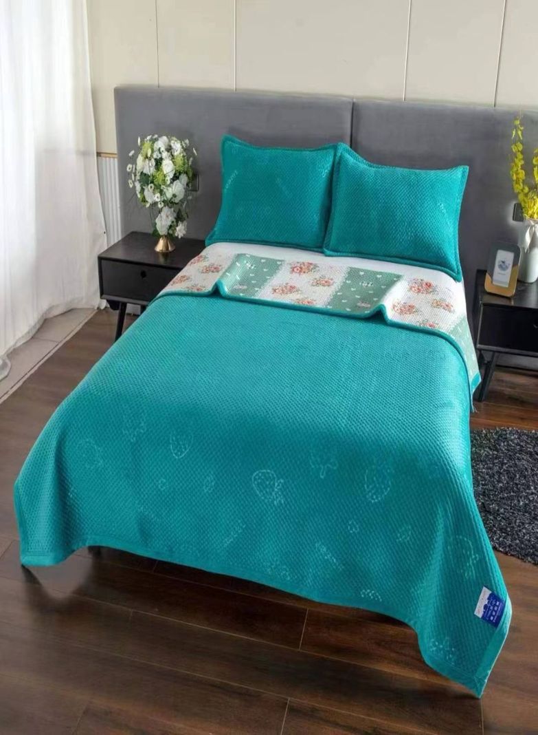 CUBRECAMA QUILT CON TELA PLUSH VERANO - INVIERNO-0