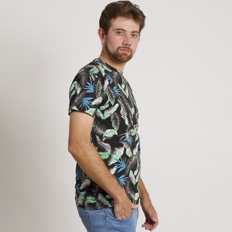 POLERA HOMBRE HAWAIANA MANGA CORTA NEGRA-3