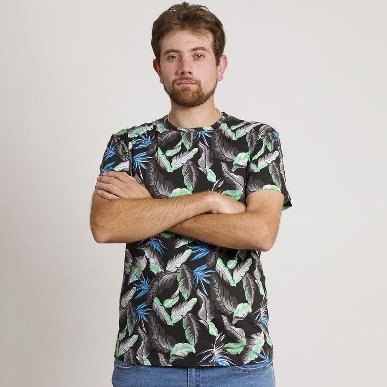 POLERA HOMBRE HAWAIANA MANGA CORTA NEGRA-2