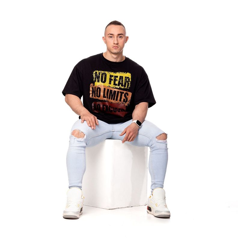 POLERA HOMBRE OVERSIZE ESTAMPADO URBAN NEGRO SIGEL-3