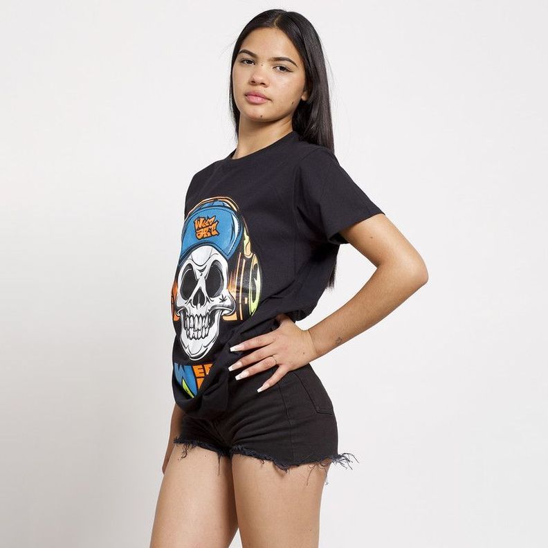 POLERA OVERSIZE MC NEGRA ESTAMPADO AUDIFONO-2