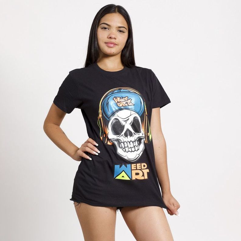 POLERA OVERSIZE MC NEGRA ESTAMPADO AUDIFONO-3