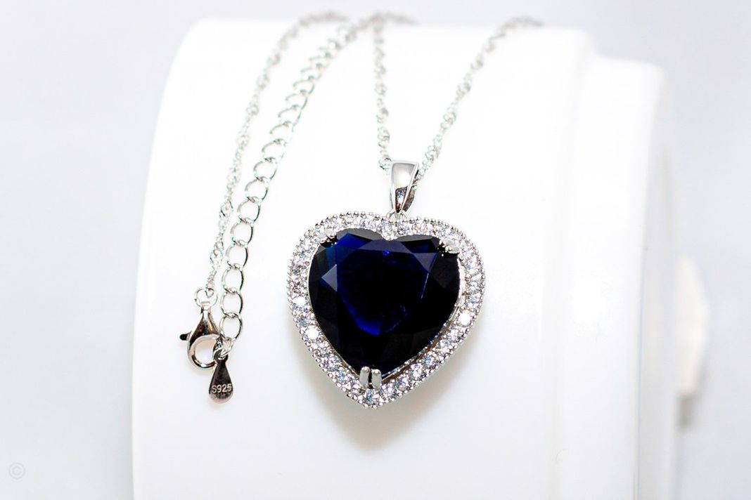 Collar Plata Corazón Titanic -2