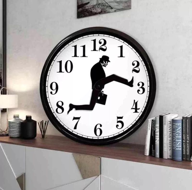 Reloj De Pared Inspirado En La Comedia Británica.-3