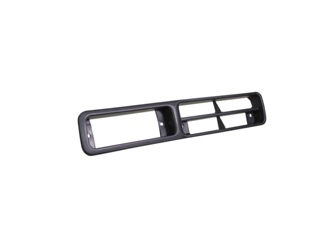 REJILLA PARACHOQUE DERECHO NISSAN D21 1994-2010-2