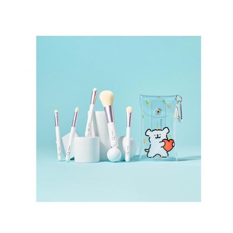 Set de 5 brochas coreanas extra suaves de pelo sintético - FLALIA Maltese Makeup Brush Set-0