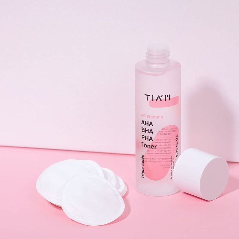 Tónico coreano descongestionante con ingredientes AHA, BHA y PHA - AC Fighting Toner TIAM-1