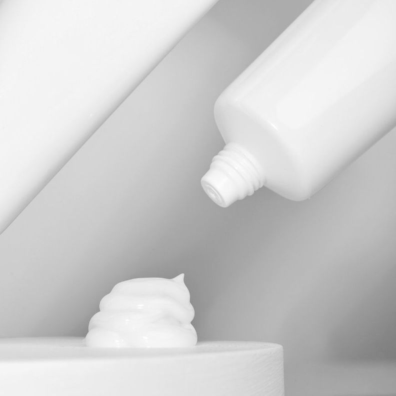 Crema coreana acuosa ROVECTIN con extracto de flor de loto, aquaxyl y aceite de almendras-1