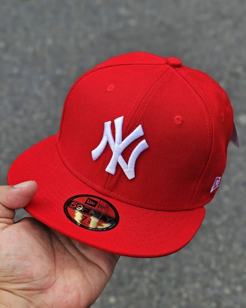 Gorro New Era New York Yankees 59Fifty Rojo New Era | Paris.cl