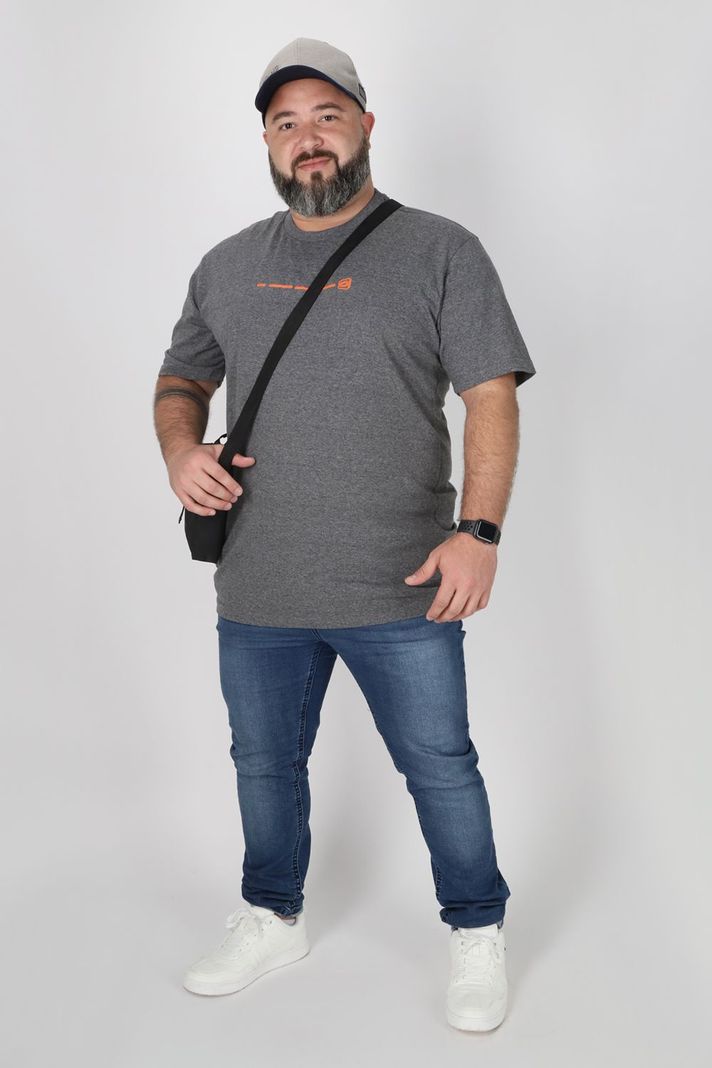 Plus Polera Mc Básica City Gris Gangster-3