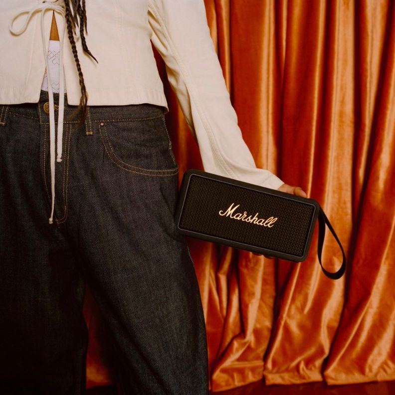 Parlante Bluetooth Marshall Middleton Black and Brass-8