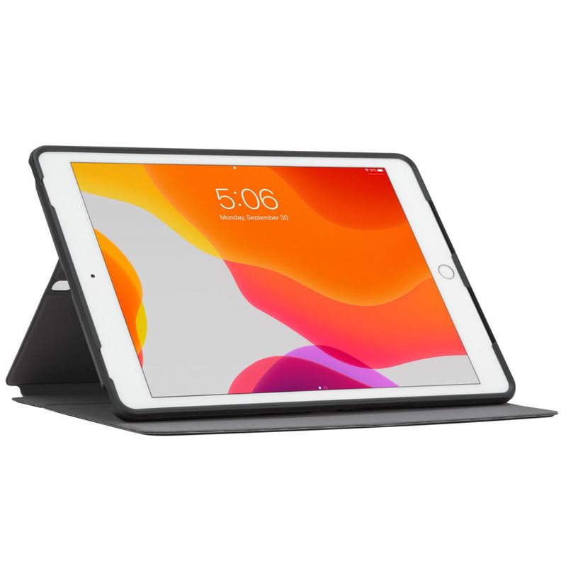 Funda folio para iPad 9/8/7 gen Click-In Targus Negra-0