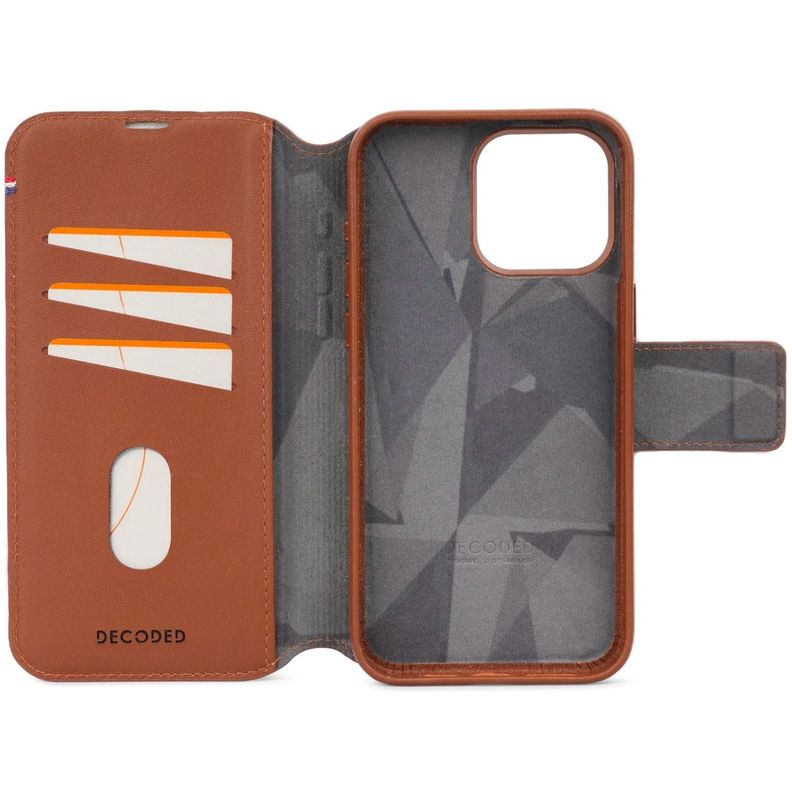 Funda cuero Wallet MagSafe iPhone 15 Pro Max Decoded Café-3