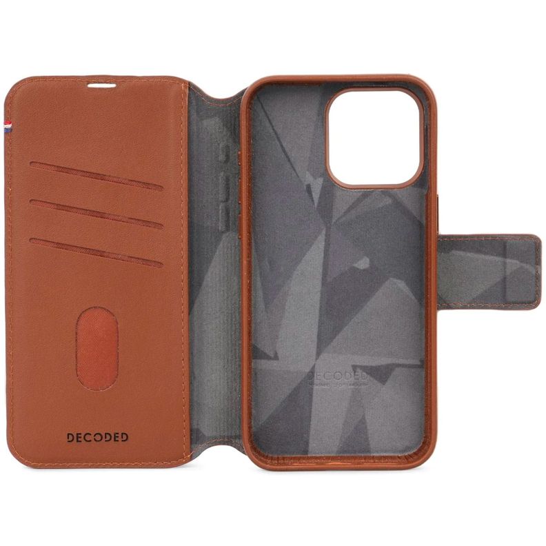 Funda cuero Wallet MagSafe iPhone 15 Pro Max Decoded Café-5