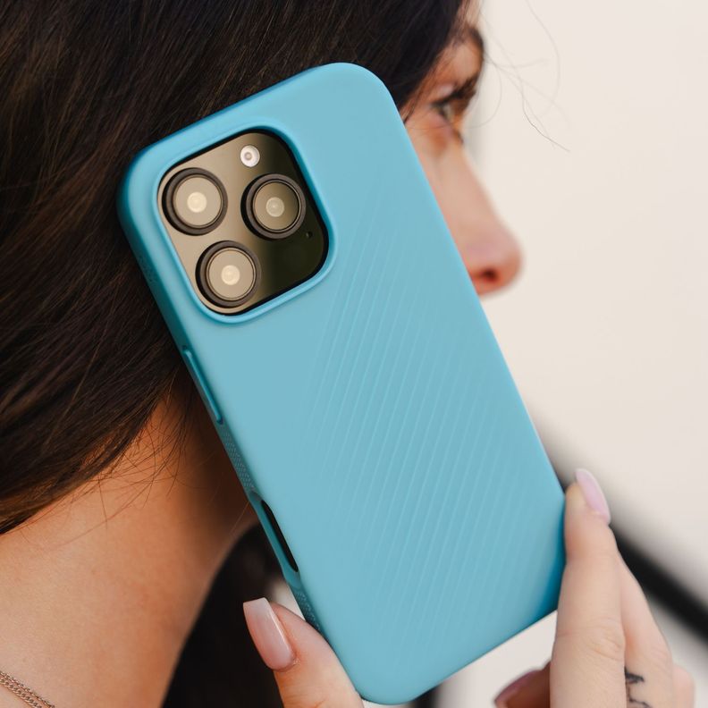 Funda Luxe Snap Magsafe iPhone 16 Pro Max Zagg azul-9