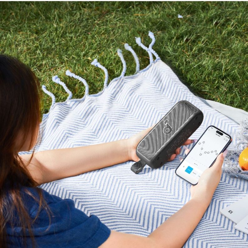 Parlante Bluetooth Motion 100 Soundcore Negro-8