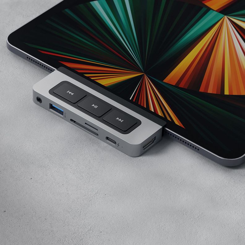 Hub multimedia USB-C HyperDrive 6 en 1-2