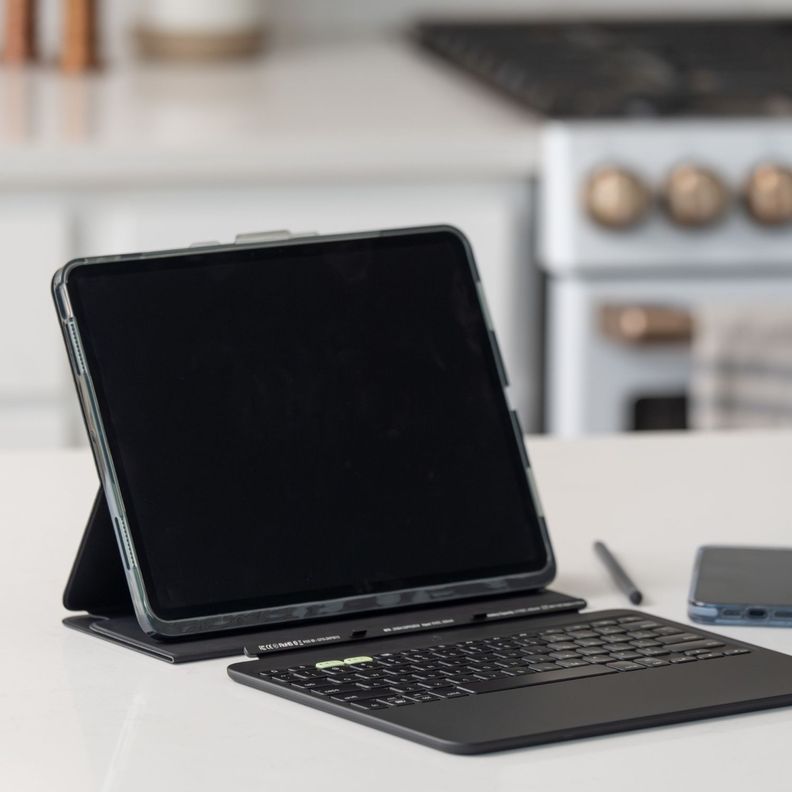 Funda con teclado Pro Keys 2 para iPad Air 13" M2 Zagg-9