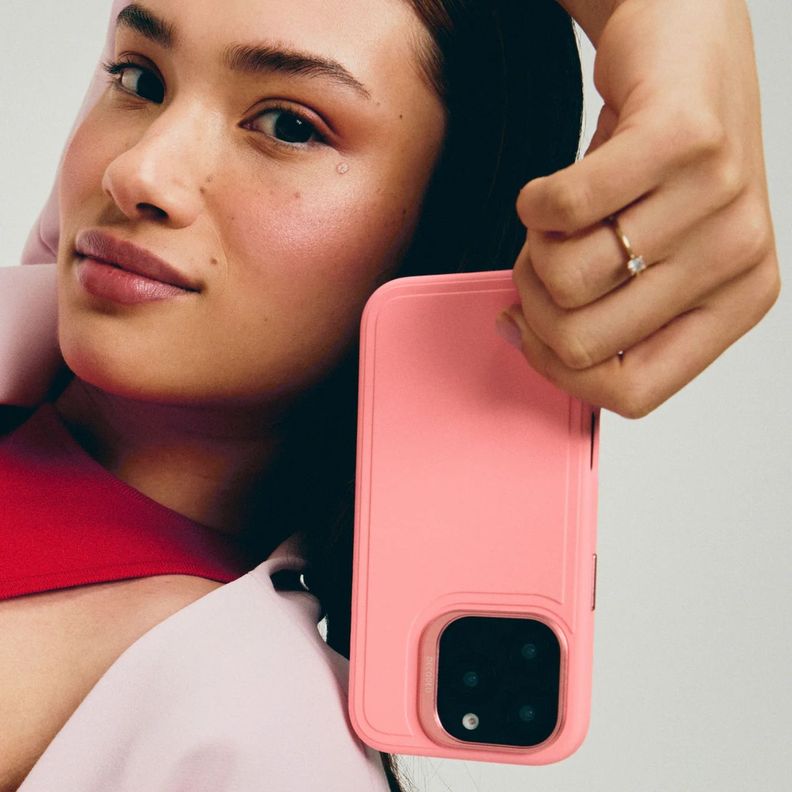 Funda silicona stacks Magsafe iPhone 16 Pro Max Rosado-4