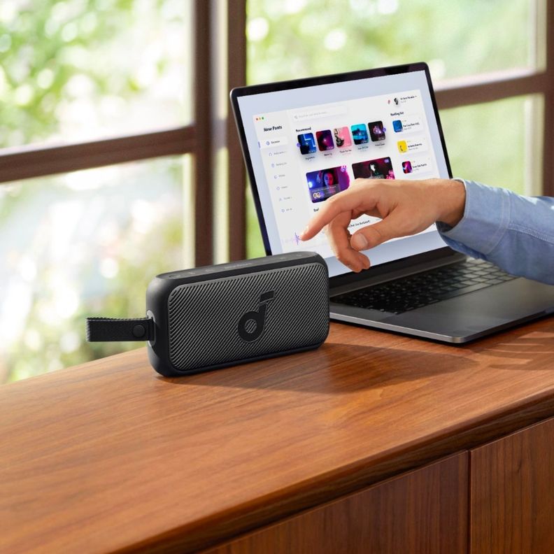 Parlante Bluetooth Motion 300 Soundcore Negro-5