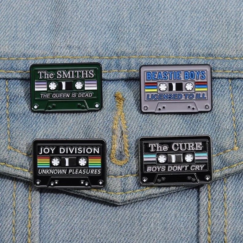 set pines broches Mix Tape Cassette Retro vintage rock pop-1