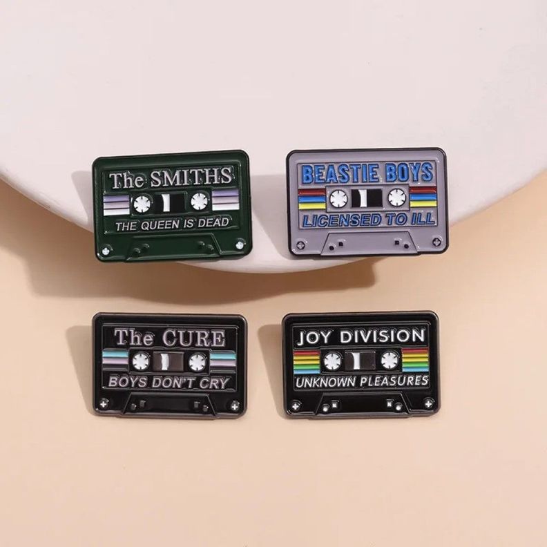 set pines broches Mix Tape Cassette Retro vintage rock pop-5