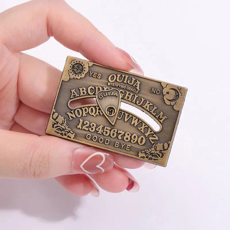 Broche pin Vintage tabla Ouija Oraculo Dark-1