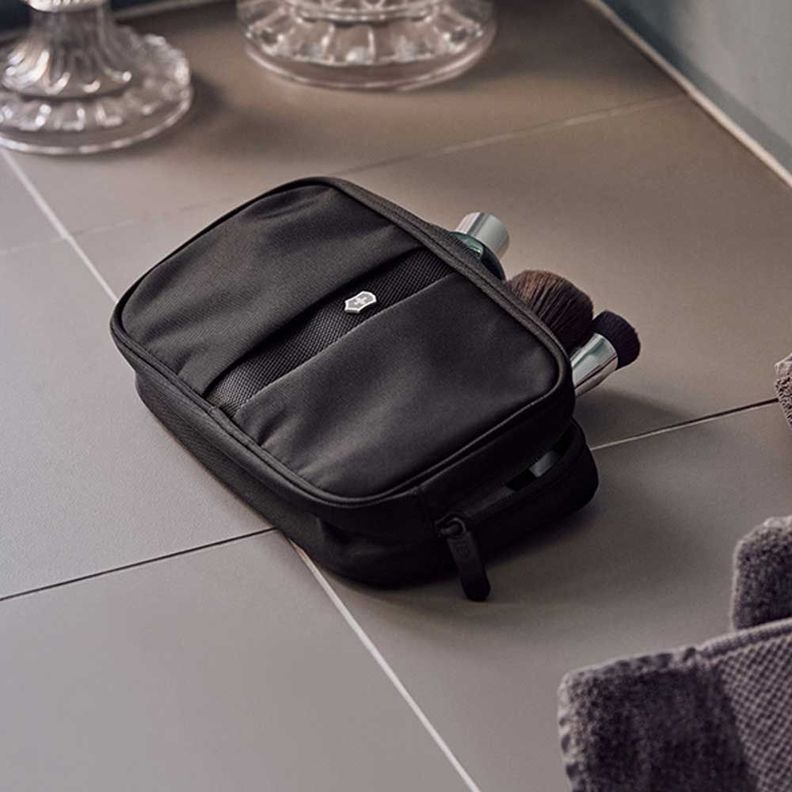 Necesser de viaje Overnight Victorinox-3