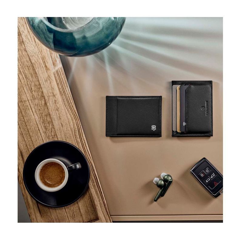 Tarjetero Bifold Altius Alox Negro
-5