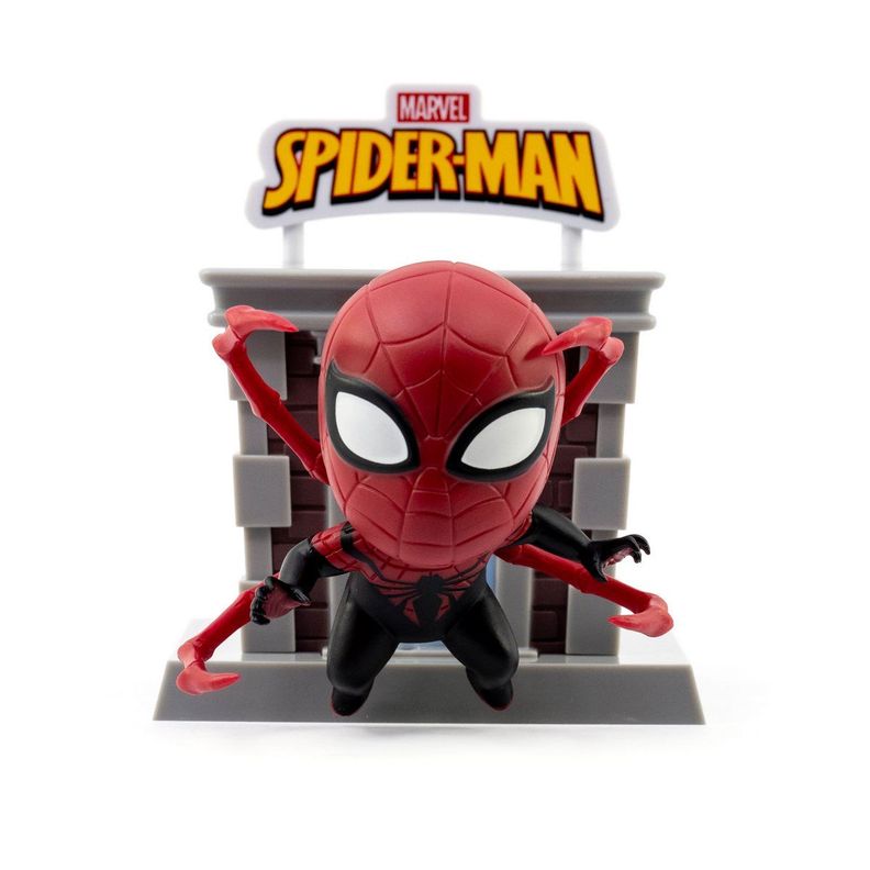 SPIDERMAN 8 CMS CON ESCENARIO EDIFICIO - SUPERIOR SPIDER-MAN-0