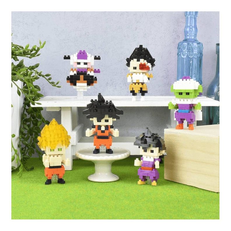 FIGURA NANOBLOCK SERIE DRAGON BALL Z DE BANDAI - FRIEZA-2