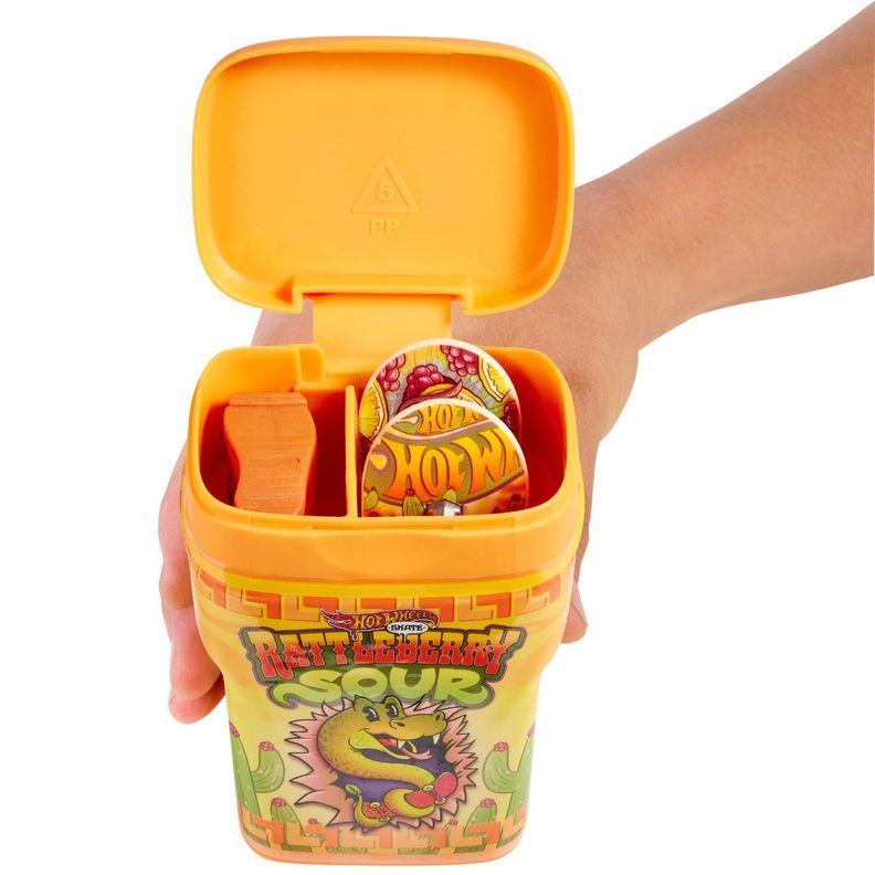 HOT WHEELS PAQUETE DE CHICLES - RATTLEBERRY SOUR-5