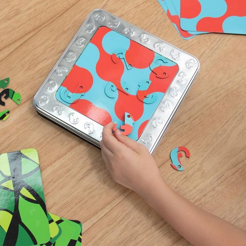 ONE IN A CHAMELEON, JUEGO DE INGENIO-7