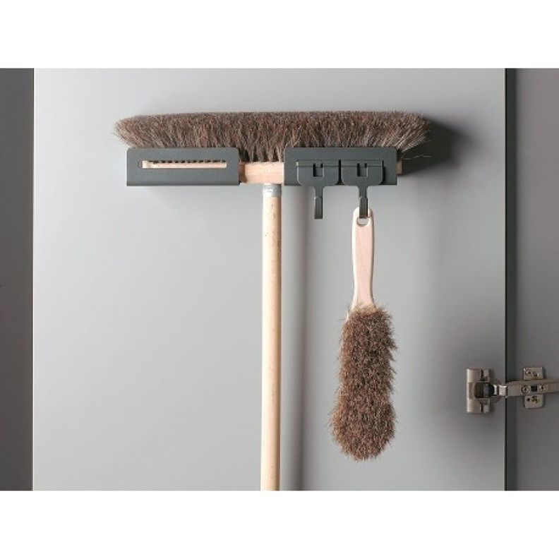 COLGADOR ESCOBAS GRIS-3