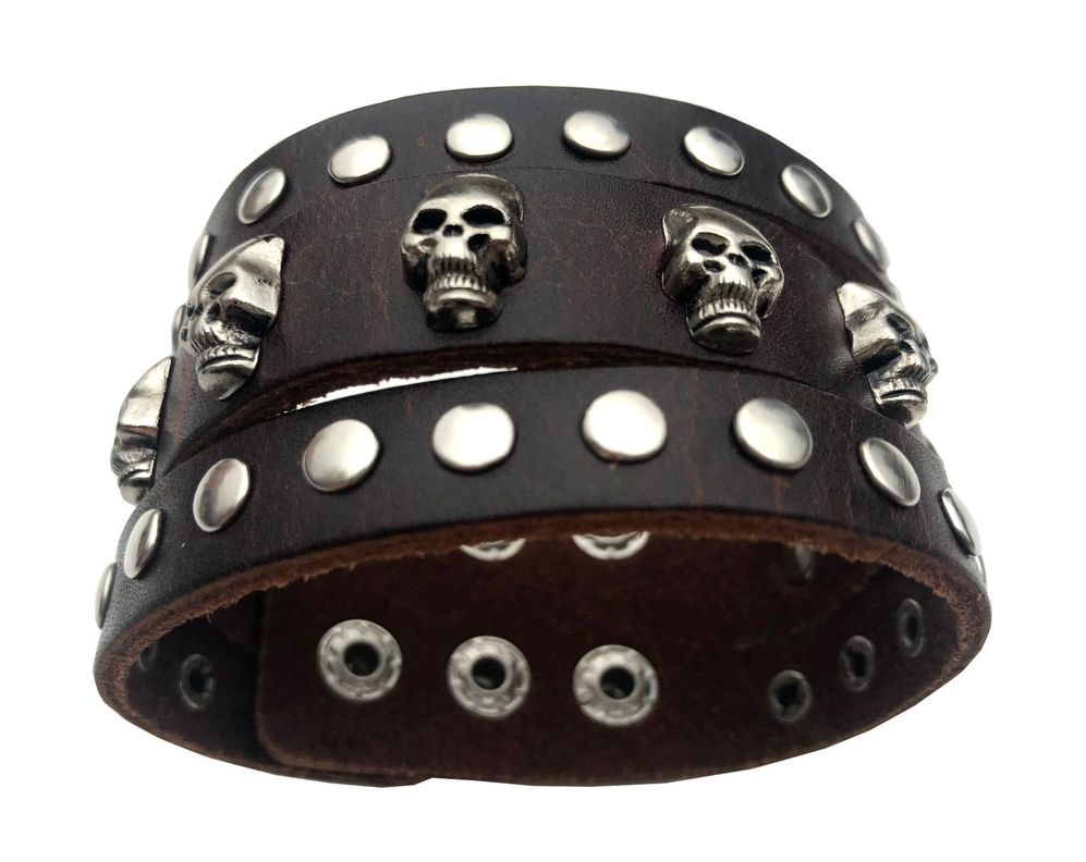 Pulsera Cuero Cafe Calaveras y tachas-2