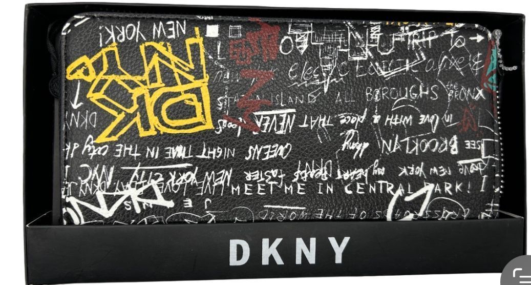 Billetera DKNY Black Urbana -2