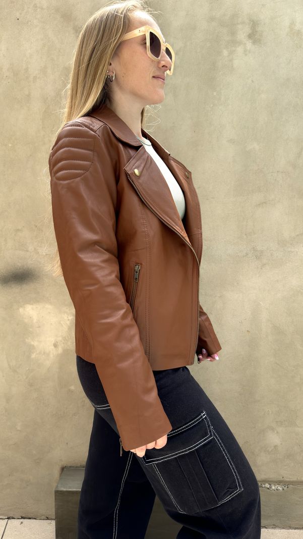 Chaqueta Cuero 100 % Vacuno Argentino - Modelo Valentina-1