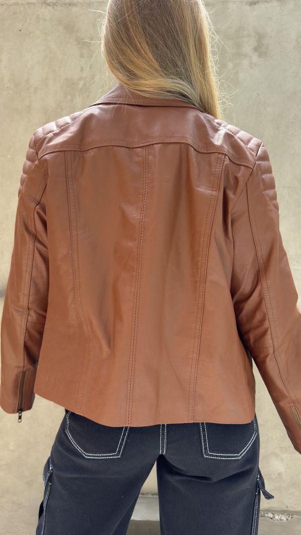 Chaqueta Cuero 100 % Vacuno Argentino - Modelo Valentina-3