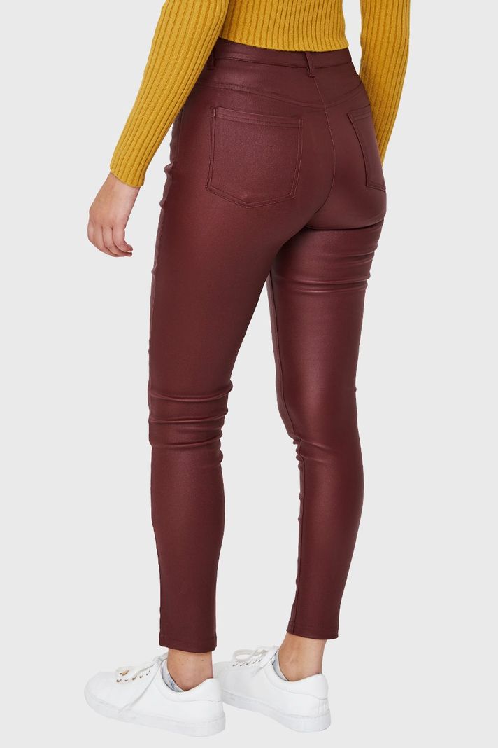 Calza Elasticada Skinny Tipo Encerada Burdeos Nicopoly-3