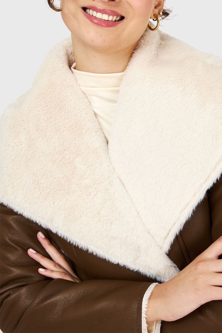 Chaqueta Ecocuero/Tipo Piel Café Nicopoly-5