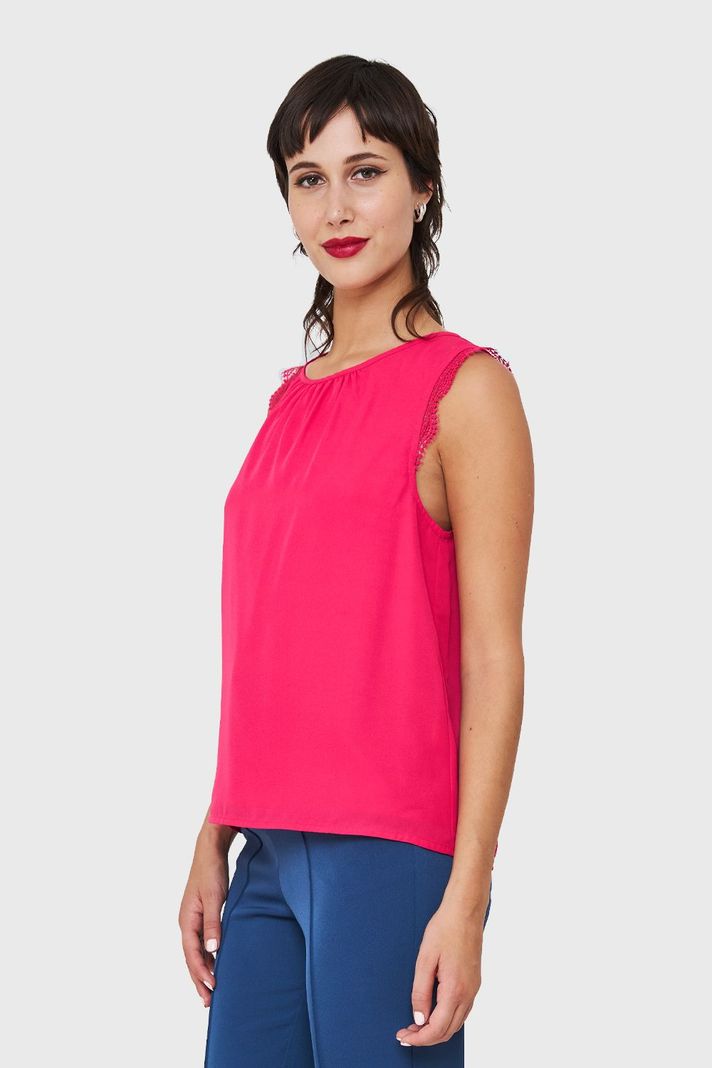 Blusa Encaje Hombros Fucsia Nicopoly-2