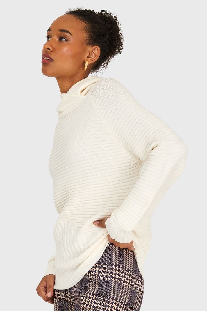 Sweater Canalé Cuello Tortuga Blanco Invierno Nicopoly-2