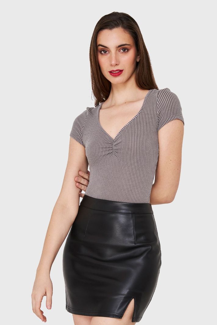 Body Texturizado Acanalado Gris Nicopoly-0